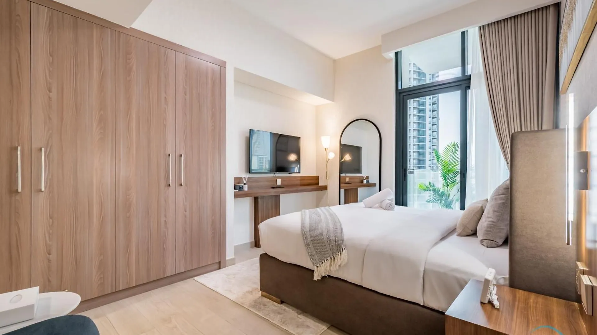 Inviting 2Br Apartment In Azizi Riviera 39, Al Merkadh By Deluxe Holiday Homes Dubai 0*,  United Arab Emirates
