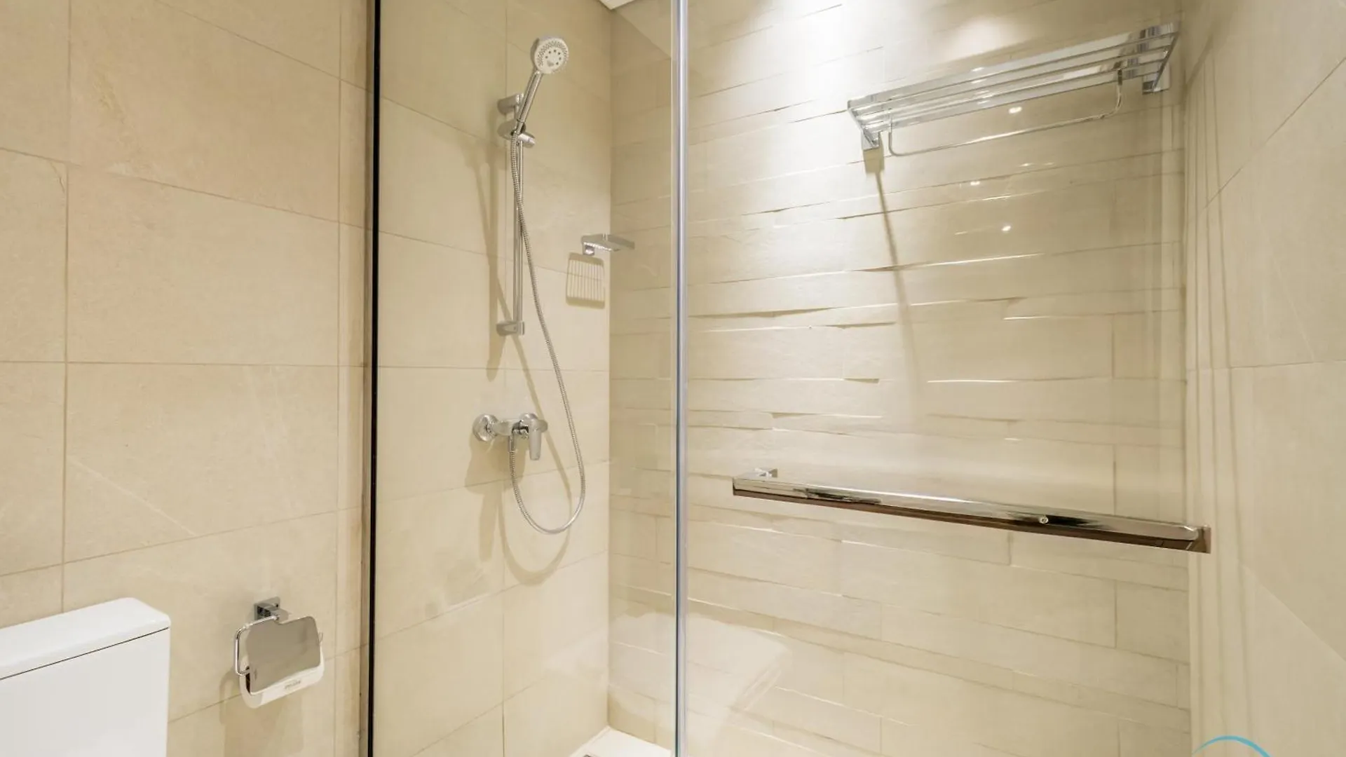 Inviting 2Br Apartment In Azizi Riviera 39, Al Merkadh By Deluxe Holiday Homes Dubai United Arab Emirates